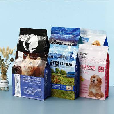 Customized block bottom bag for cat food packaging with zipper
