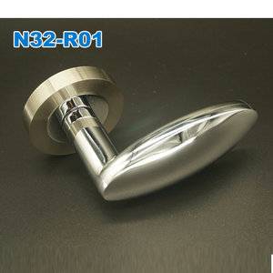 Entrance Handle,door pull up bar,door frame pull up bar,door jamb pull up bar,door pull,door pull handle,glass door knobs,glass door pull,stainless steel door pull,wooden door knob,door handle manufacturer,entrance door knob