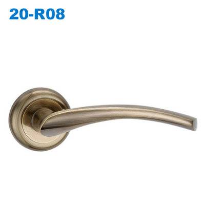 153 lever door handle/ door handle with lock/Klamki na dlugim szyldzie/двери  ручки 20-R08
