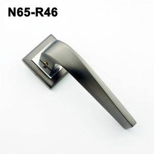 exterior door handle,door handle lock,Klamki na krotkim szyldzie,Ukraine door handle