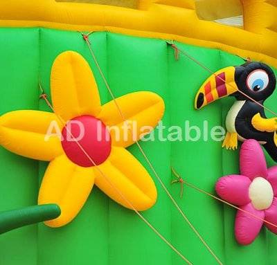 Giant inflatable bouncy castle and slide LION / funny small jumping castles water park