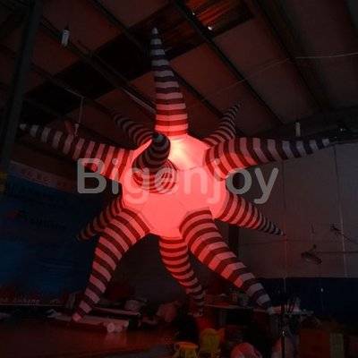 Color-changing inflatable lighting hang star