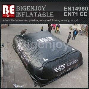 airbag for stunt chanllege,Outdoor big inflatable airbag,inflatable airbag