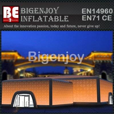 Professional giant inflatable blow up tent bar building