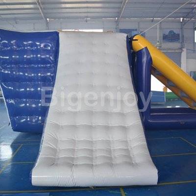 Inflatable Floating Water Tower With Durable Anchor Ring
