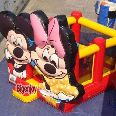 Mickey & minnie inflatable bouncy house
