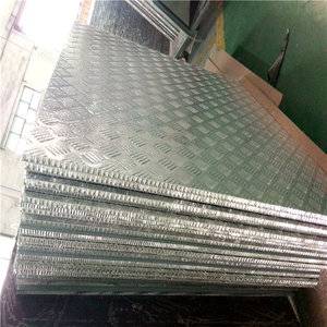 Aluminium honeycomb panels,aluminum honeycomb panels,honeycomb sandwich panels,honeycomb sandwich panel,anti slip honeycomb panels,anti slip honeycomb sandwich panels,anti slip sandwich panels,anti slip aluminum honeycomb sandwich panels,aluminum floor panels